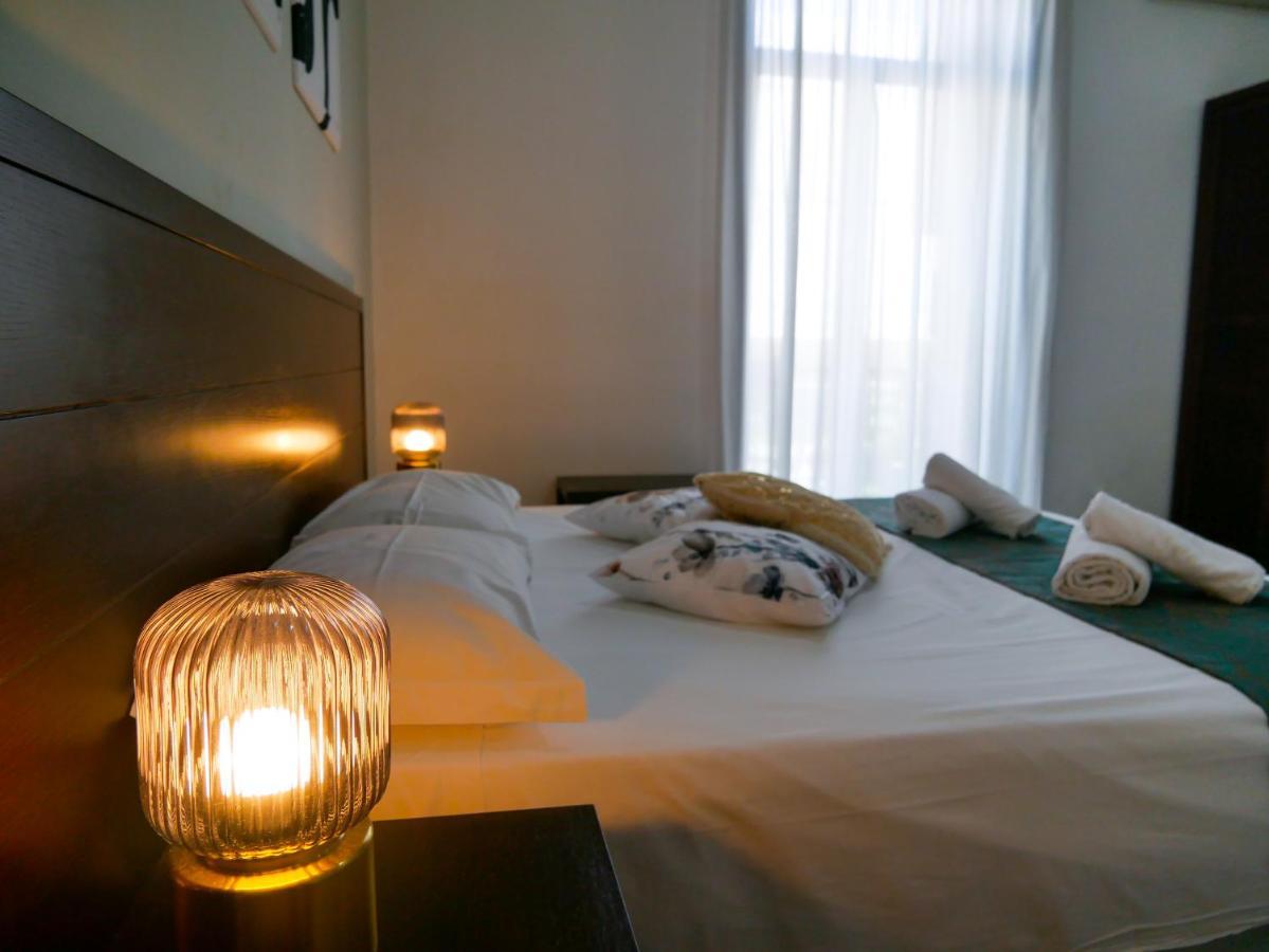 Bed and Breakfast My Friend Antonia Barcellona Pozzo di Gotto Exterior foto